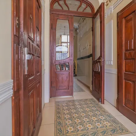 Charming In The Heart Of By Rentez Appartement