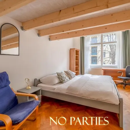 Charming In The Heart Of By Rentez Apartmán *