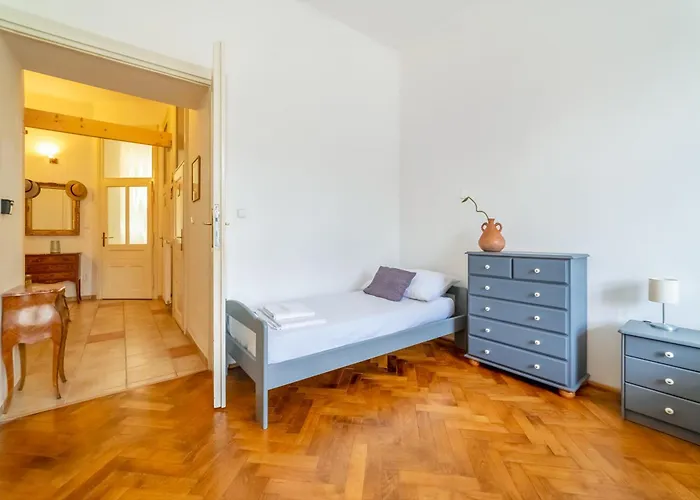Apartmán Charming In The Heart Of By Rentez *