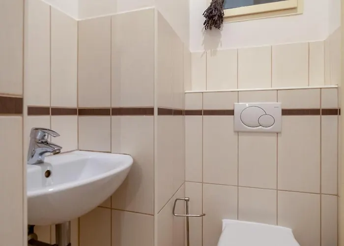 Charming In The Heart Of By Rentez Apartmán *