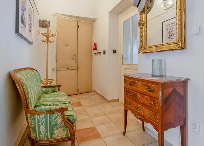 Apartmán Charming In The Heart Of By Rentez *