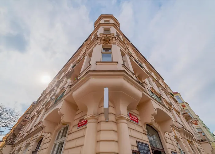 Charming In The Heart Of By Rentez Praha